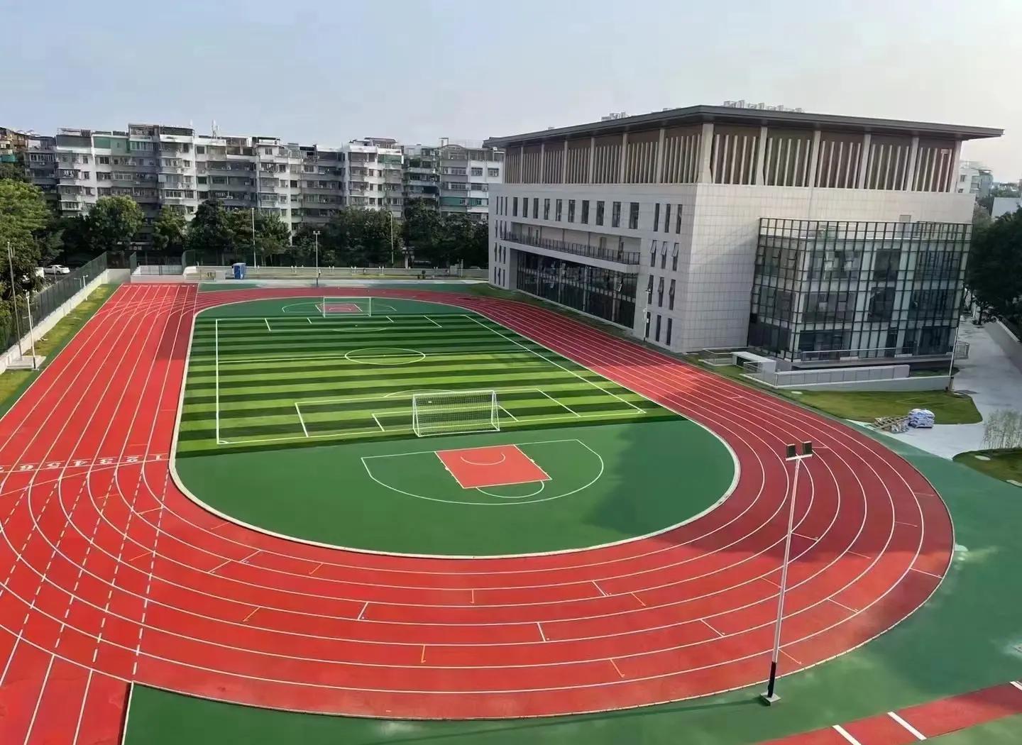 上饶市橡胶跑道塑胶篮球场 - 一站式服务